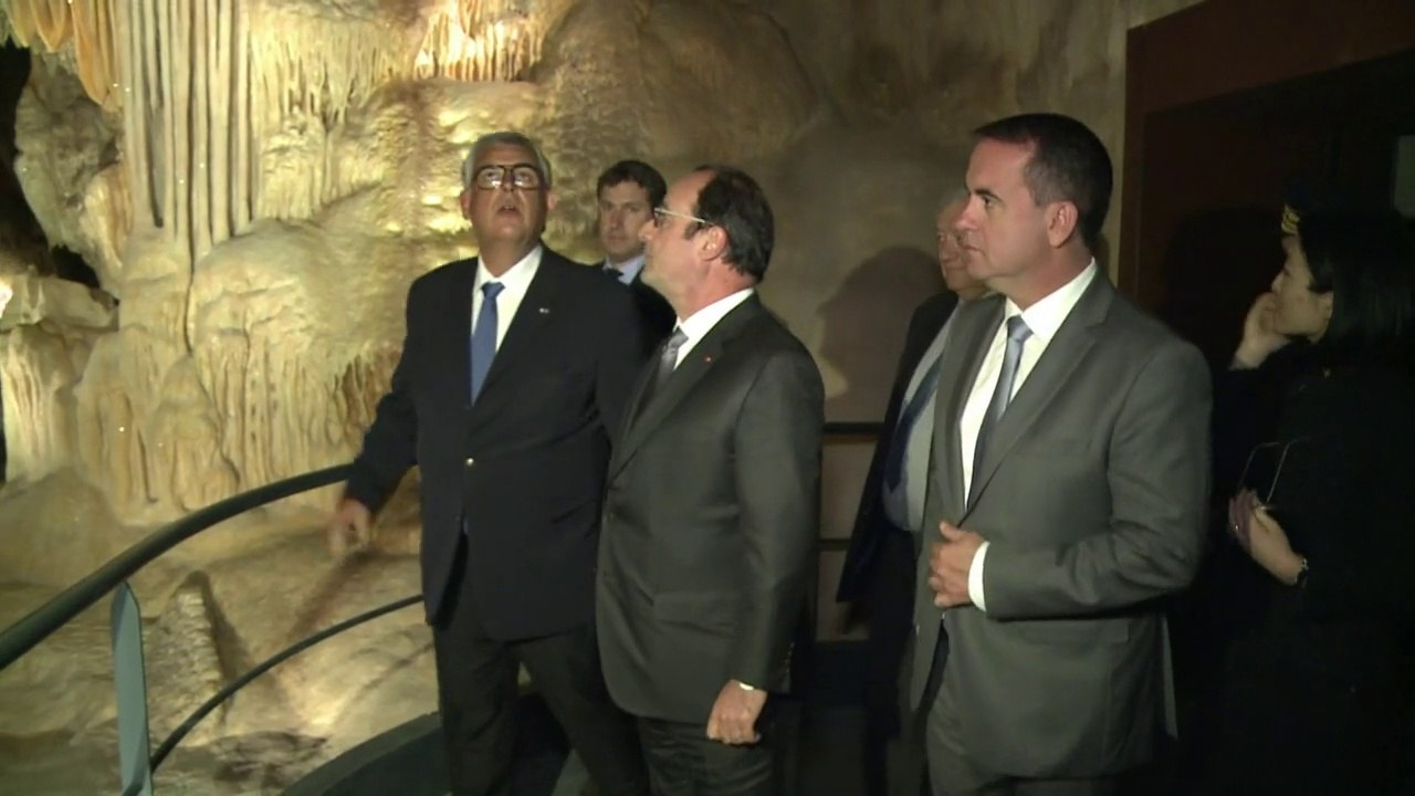 La réplique de la grotte Chauvet inaugurée par François Hollande