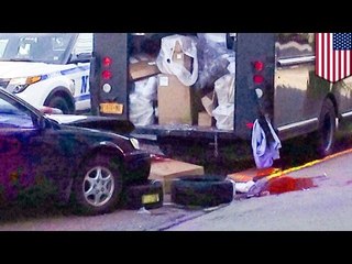 トラックと乗用車に挟まれた配達員　脚切断