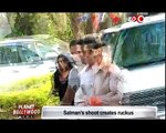 Salman Khan Mobbed By Die Hard Fans While Shooting   Bollywood News