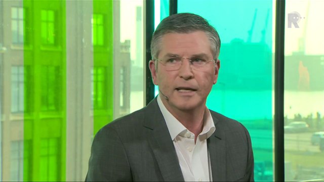 10-04-2015 Martin van Geel te gast bij FC Rijnmond