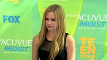 Avril Lavigne Talks About Her Battle With Lyme Disease