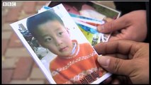 China_ Father continues search for abducted son - BBC News