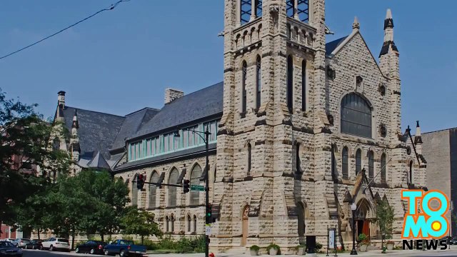 رأس تمثال يقع من كنيسة ويقتل امرأة