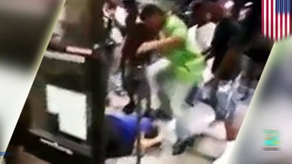 عنف جماعي يستهدف موظفي سوق كروغر