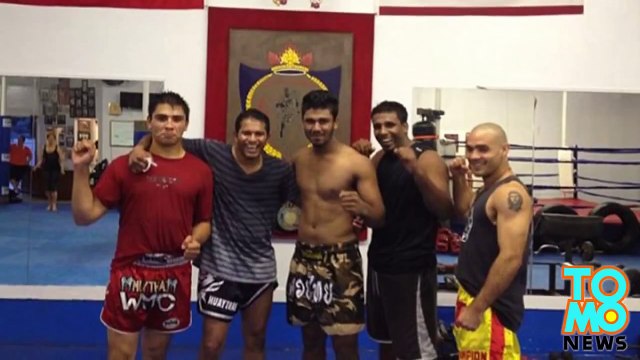 محاسب في محطة هوستون يضرب لصوصاً كانوا يحاولون السطو