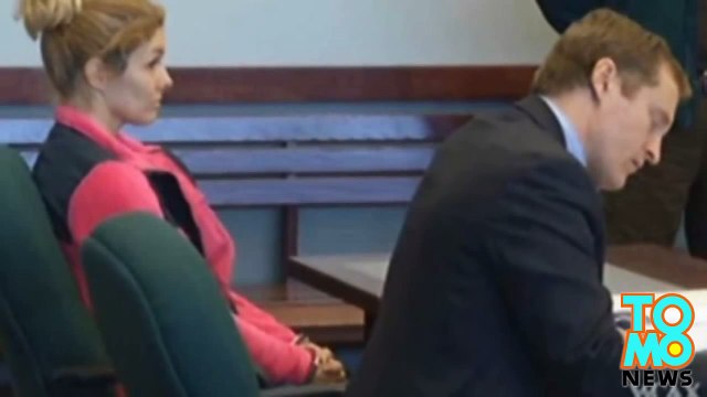 امراة مشردة تهجم على شرطي وتحاول قتله وتنجو بفعلتها