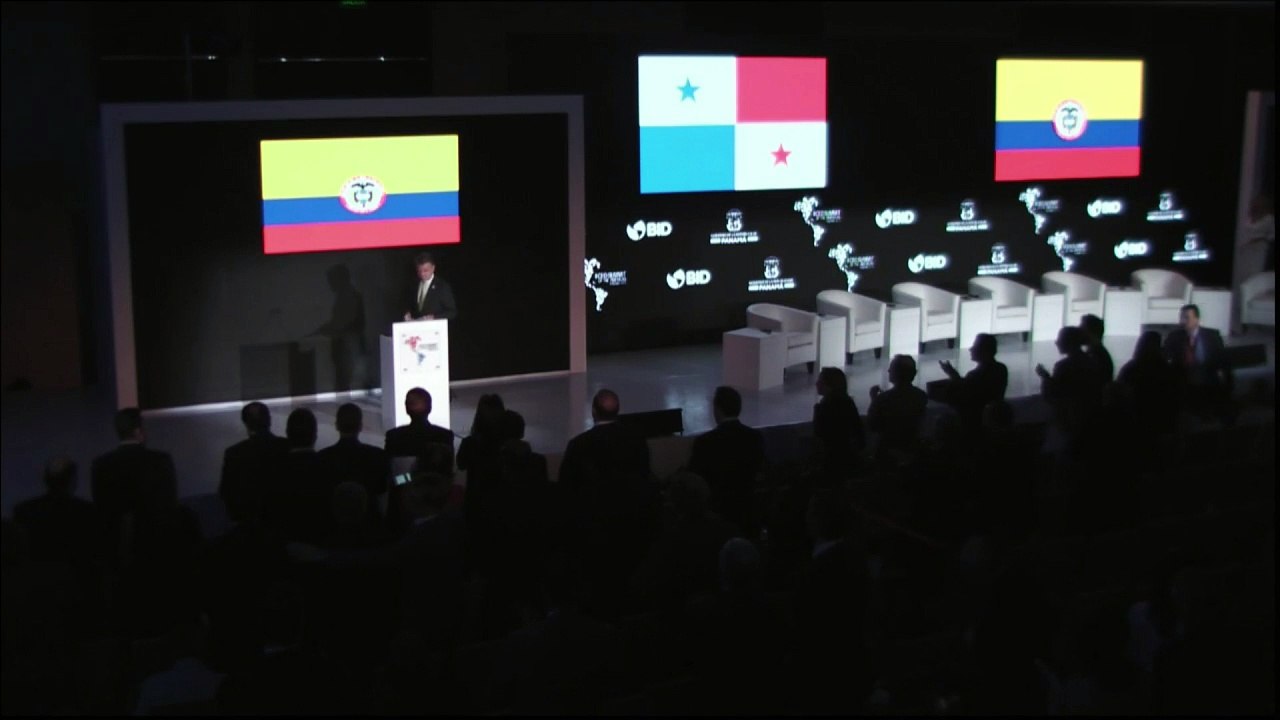 Colombia president lauds Obama's move towards Cuba