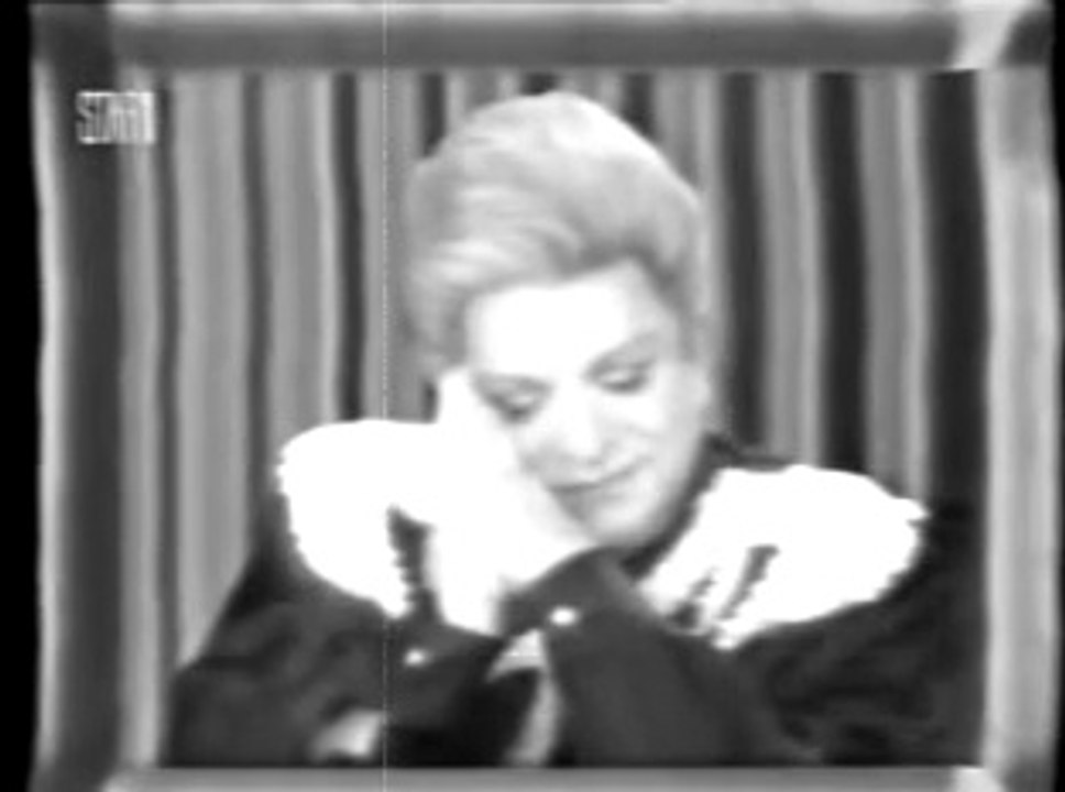 İsyanım Var Kadere - Zeki Müren