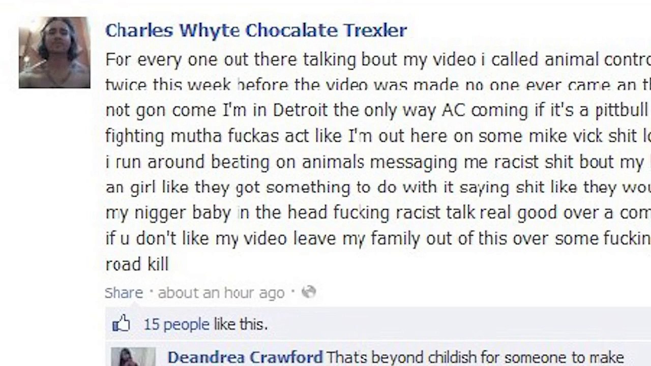 رجل من ديترويت يحاول طرد حيوان أبسم