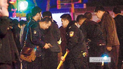 قصة محطة قطار كونمين: لقي 30 صينياً حتفهم طعناً بالسكاكين و 130 جريح