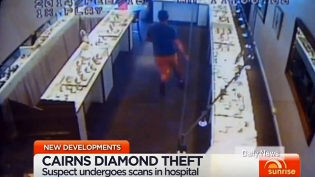 سارق ألماس يبلع الدليل