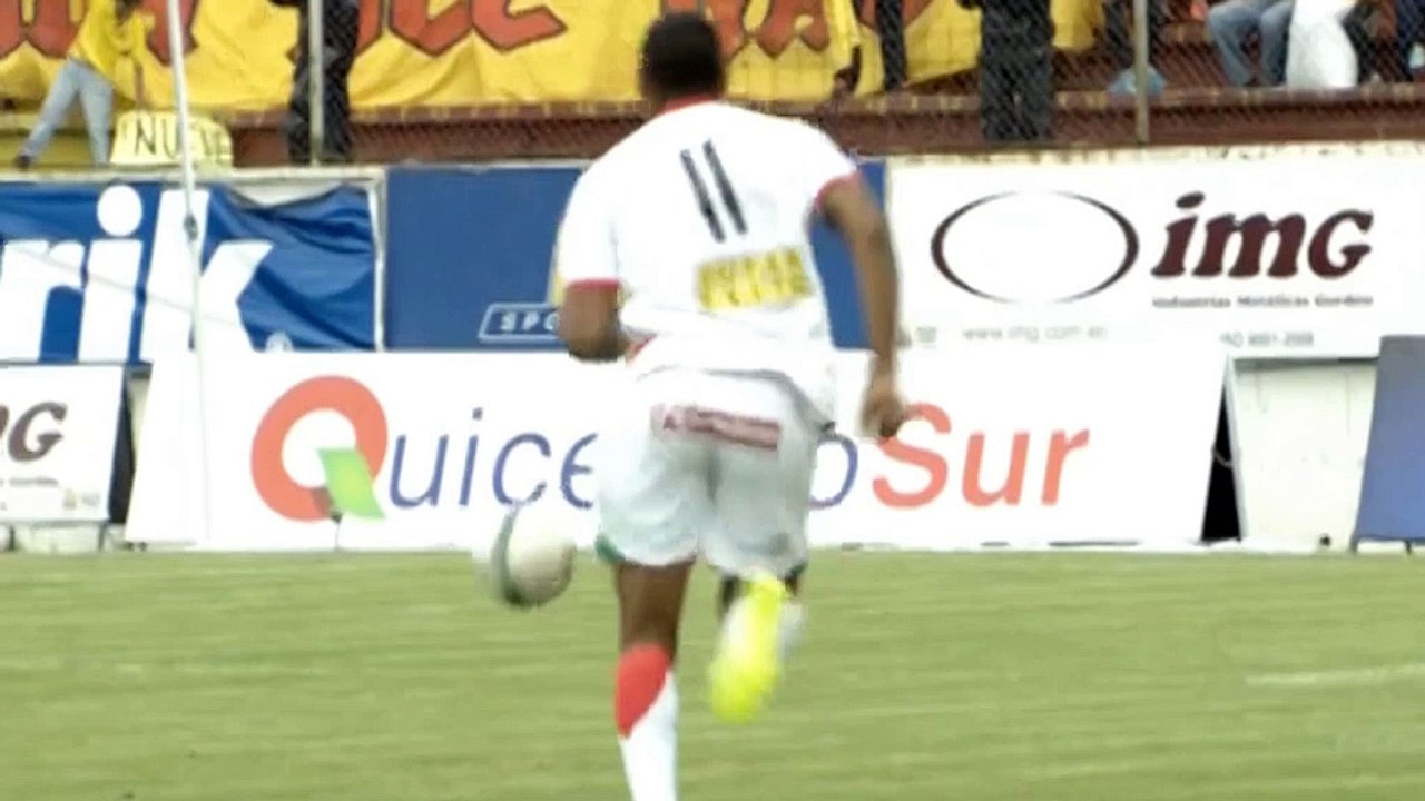 Ecuador: Vernascht! Der mit den Gegnern tanzt