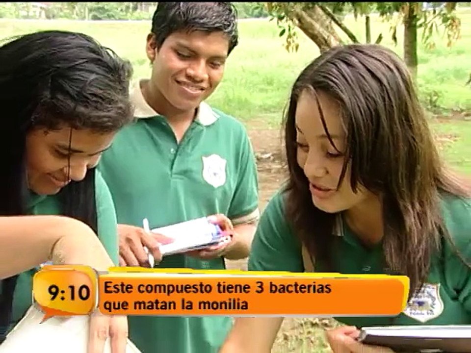 Jóvenes de Sixaola encontraron la cura contra una enfermedad del cacao