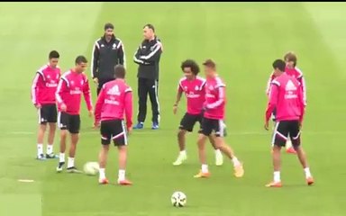 Cristiano Ronaldo y su mágica huacha en Real Madrid (VIDEO)