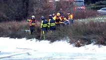 Masale brandweer inzet voor een persoon door het ijs gezakt + Zoektocht in het ijs in Oisterwijk(HD)