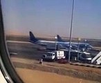لحظات   إقلاع الطائرة من مطار القاهرة الدولي
