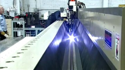 Asi se hace - Camión Cisterna - Discovery Channel Español