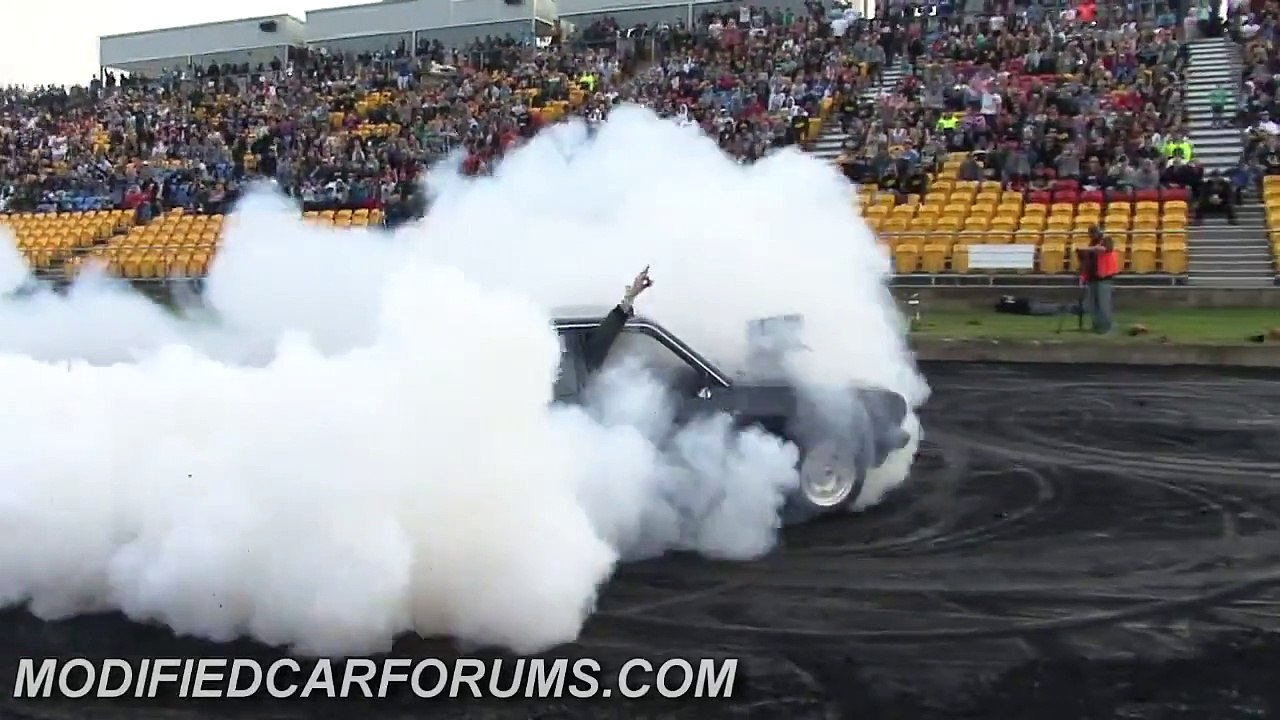 Toyota Corolla LYNCHY skidding at Brasher Nats 2013