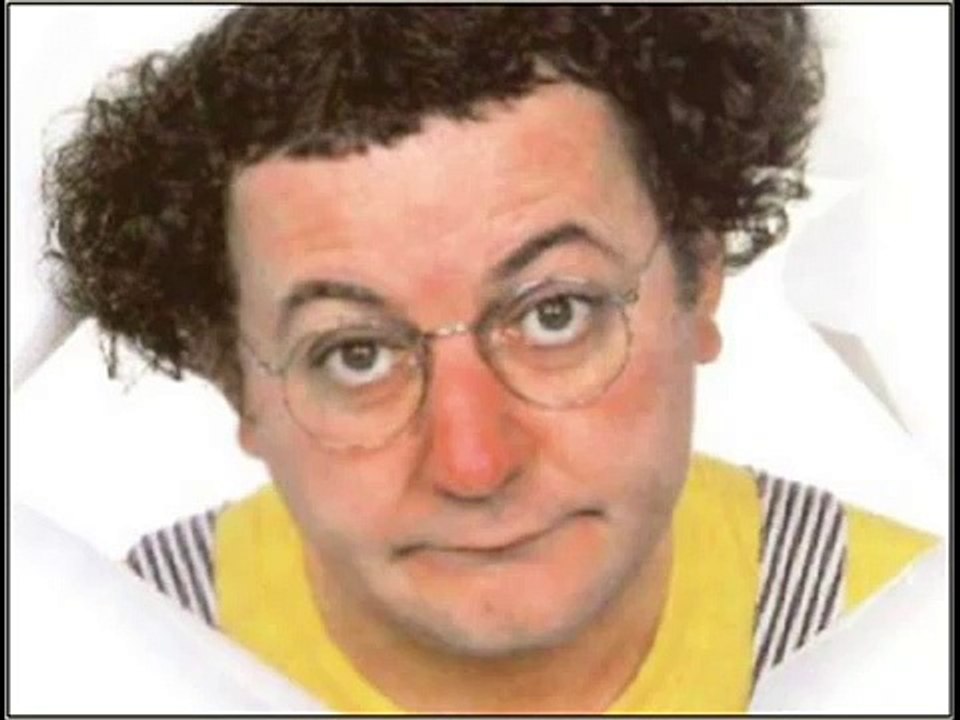 Coluche - Le viol de Monique