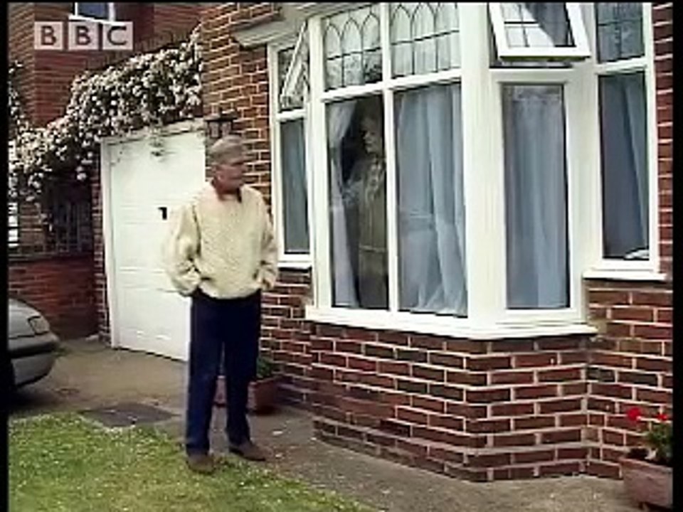 How to avoid washing a car by Kevin the teenager - BBC