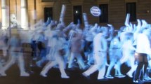 Privés de manif', ces Espagnols défilent... en hologrammes