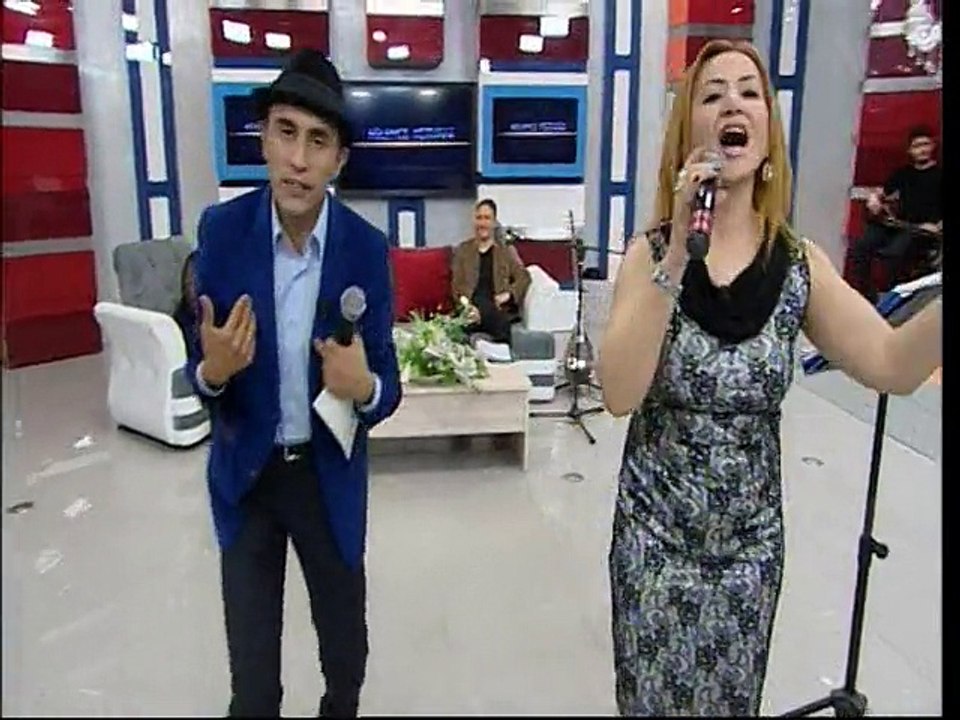 Saliha Aslan -gel salına - salına