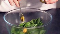 How To Prepare A Raw Spinach Salad Dressing
