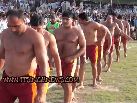 ٹوبہ ٹیک سنگھ جشن بہاراں کبڈی میچ پاکستان کبڈی ٹیم کے ایک دوسرے پر تابڑ توڑ حملے