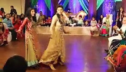 pakistani girls got amazing dance moves