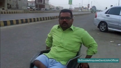 Double Amputee David: Interview on seaview beach karachi.