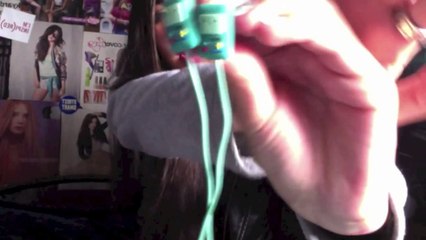 WHATS IN MY BAG?!!!!