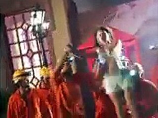 SUNNY LEONE HOT PERFORMANCE ON BABY DOLL SONG.mp4