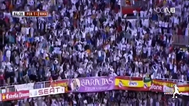 ▶ ‫هدف غاريث بيل الرااااائع في مرمى برشلونة‬‎ و فرحة رونالدو المذهلة