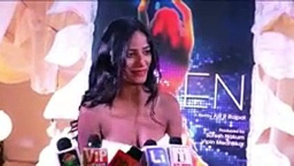 POSTER LAUNCH OF MOVIE HELEN BY POONAM PANDEY.mp4