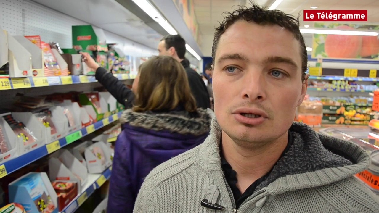 Questembert (56). Les Jeunes agriculteurs dénoncent la "Viande de nulle part"