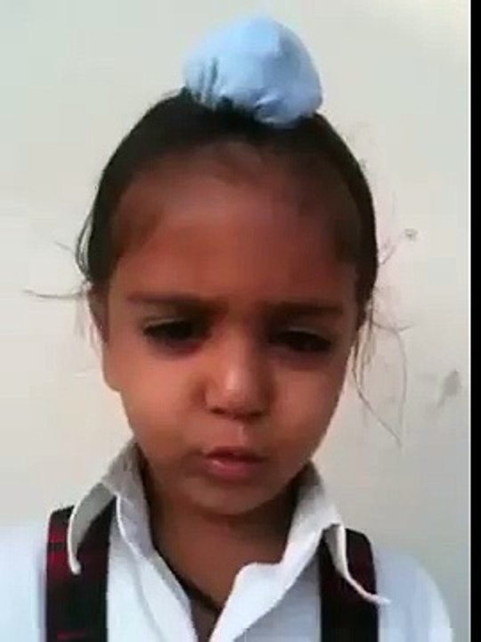 small child singing Jan Gan Man (Indian National Anthem)...VERY FUNNY VIDEO  MUST Listen !!!
