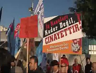 Tuzla'da tersane işçilerinden tabutlu eylem