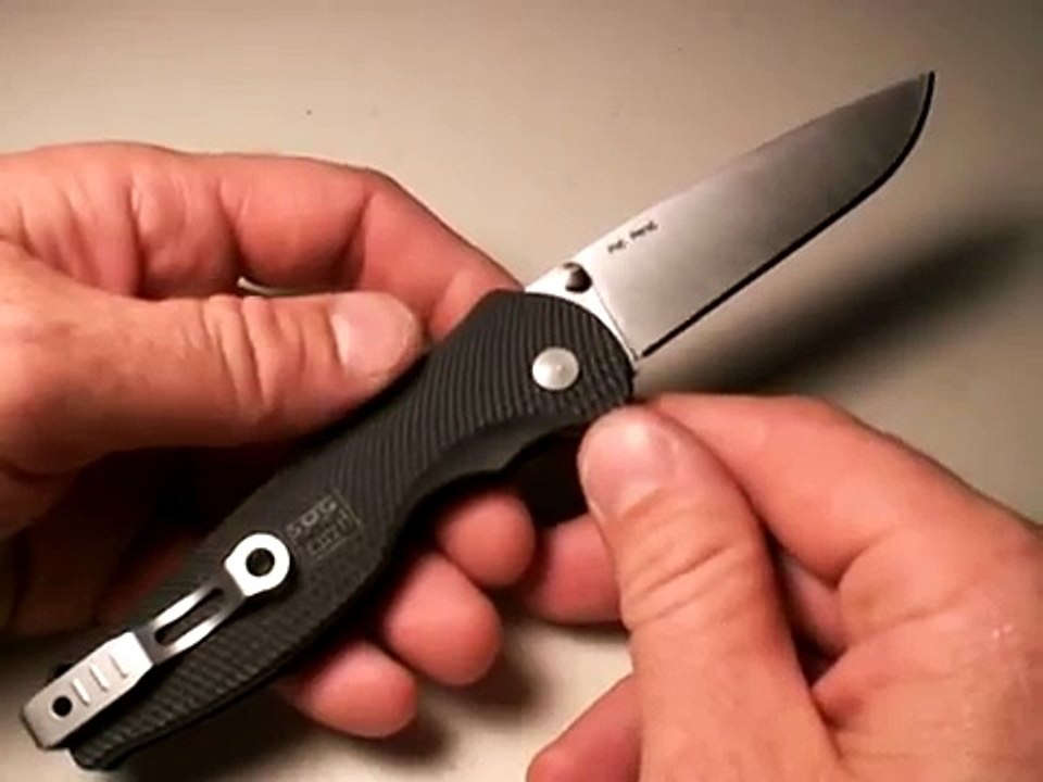 SOG Flash II:  "Light Weight, Big Blade" by Nutnfancy