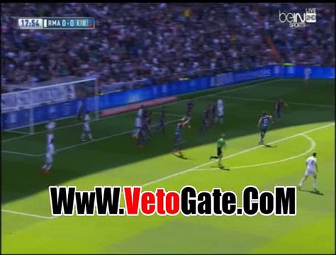الحكم يلغى هدف لصالح ريال مدريد فى شباك ايبار