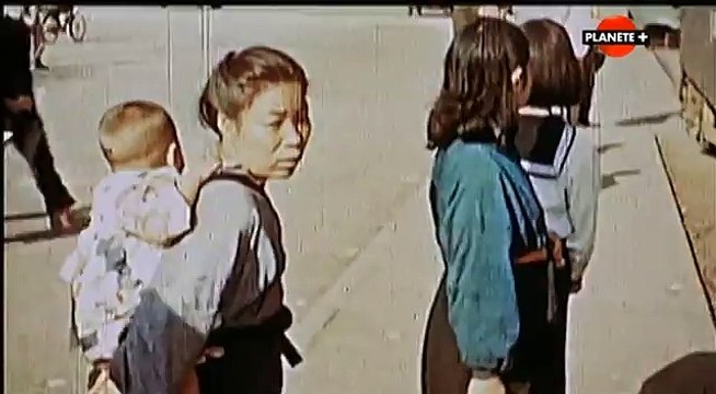 Une autre histoire de l’Amérique E03, par Oliver Stone – La bombe