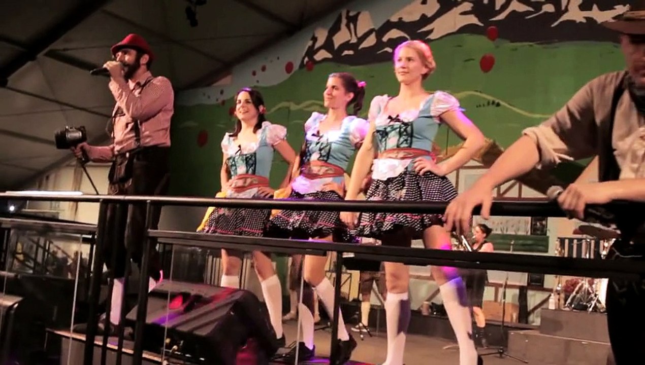 Oktoberfest 2014: We Got Drunk At California’s Oktoberfest
