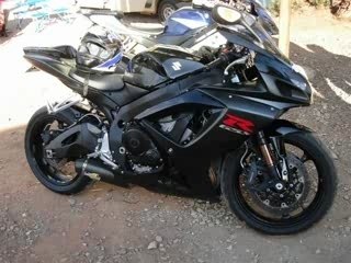 LE LUC 13.02.07 MUSIQUE gsxr 750 k6