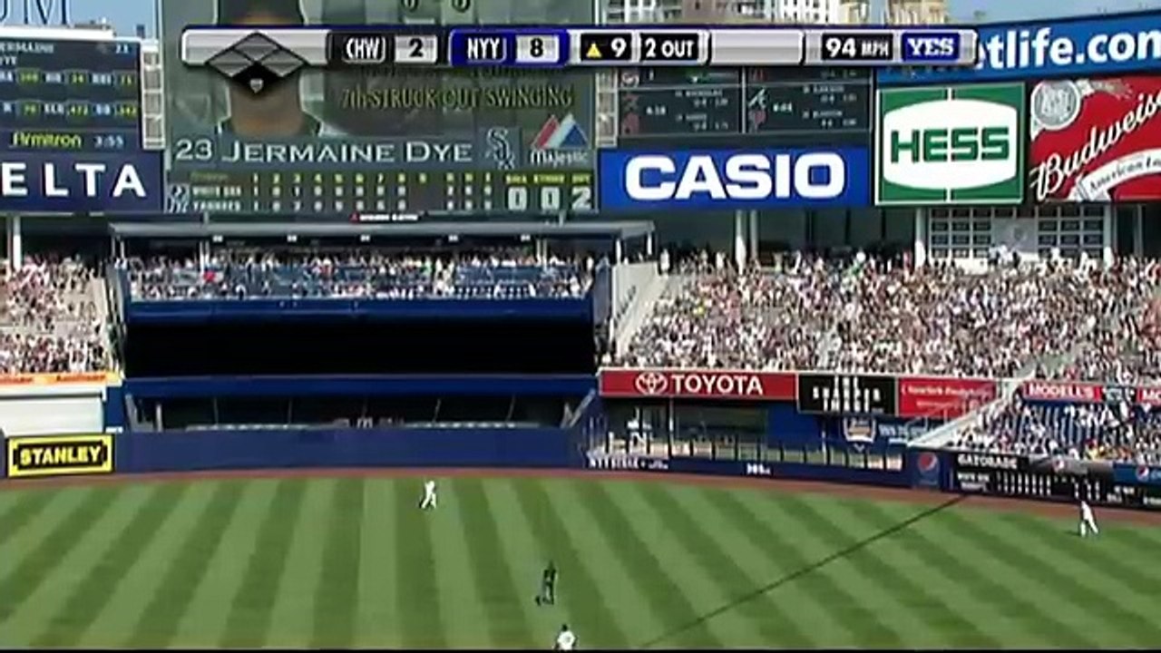 Dye's solo homer
