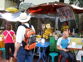 Mafia of Fake Chinese Monks Prey on Thailand Tourist