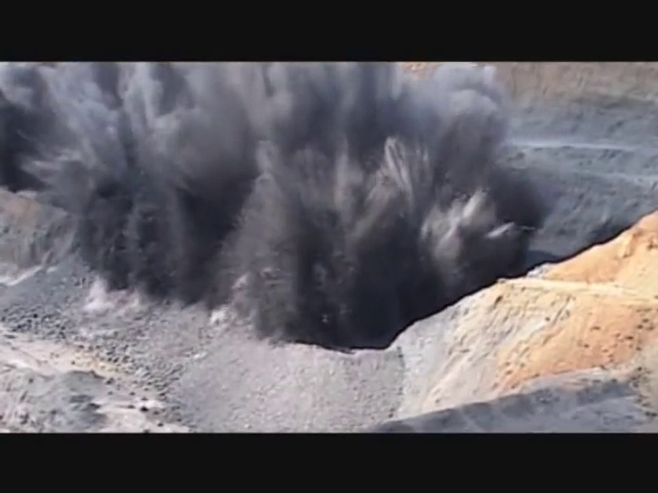 Blackwater Open Coal Mine Extraction Blasts