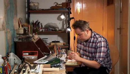 How Do I Paint Citadel Miniatures?