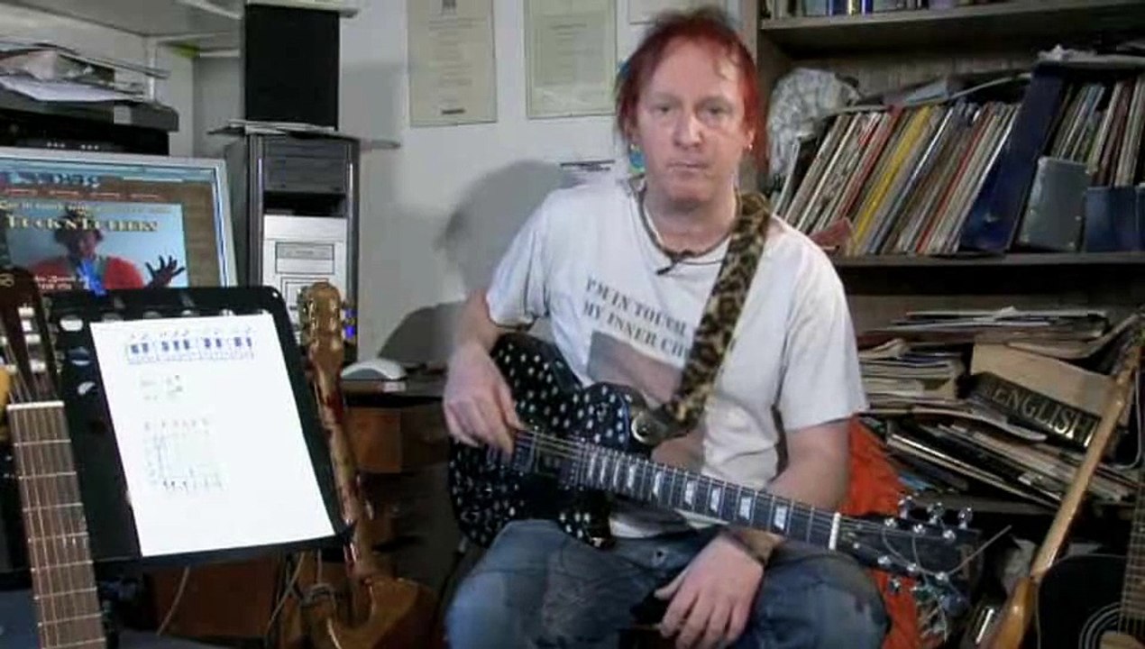 How To Tune A Guitar Without An Electronic Tuner