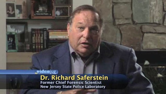 How does the analsyis of paint help in a car crash investigation?: CSI And Metals