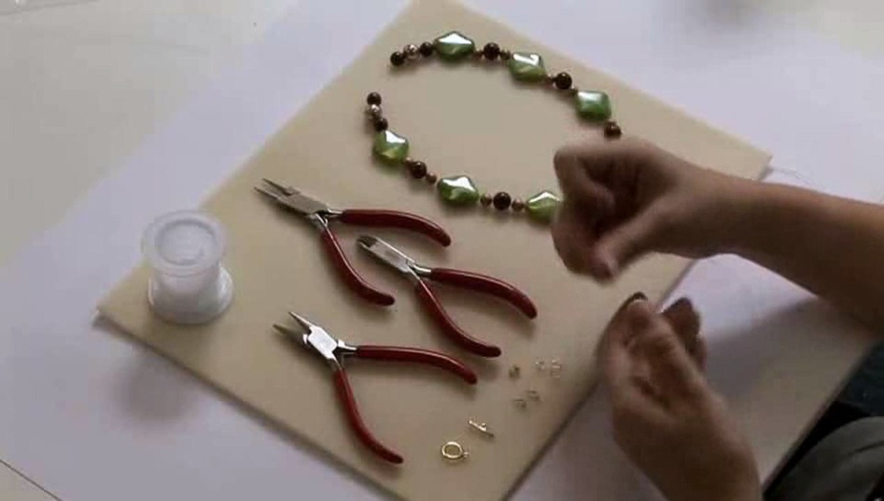 How To Do A Beaded Necklace