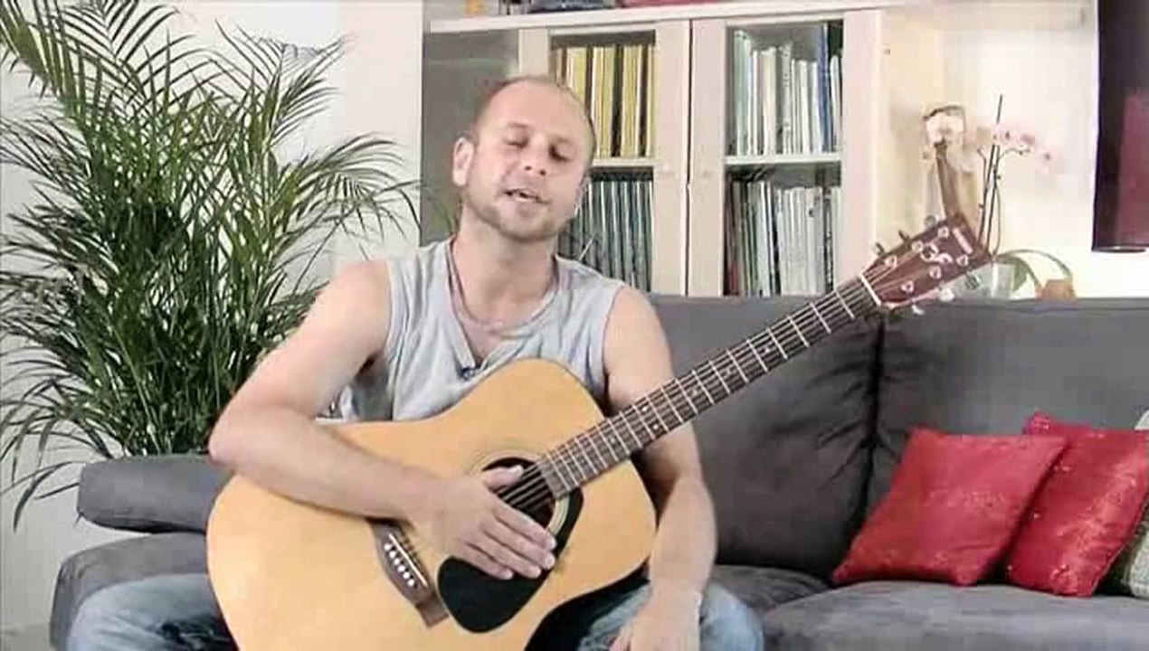 How To Play E Major Scale